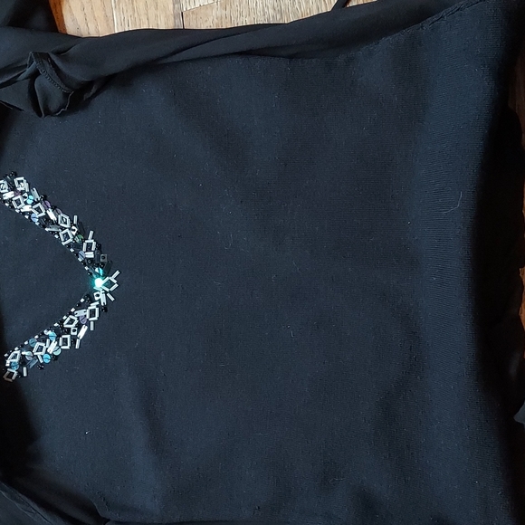 6 for $8 M&M Top - Picture 6 of 10